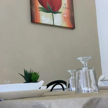 In Guest - New Cirene Double Economy With Breakfast Guest house